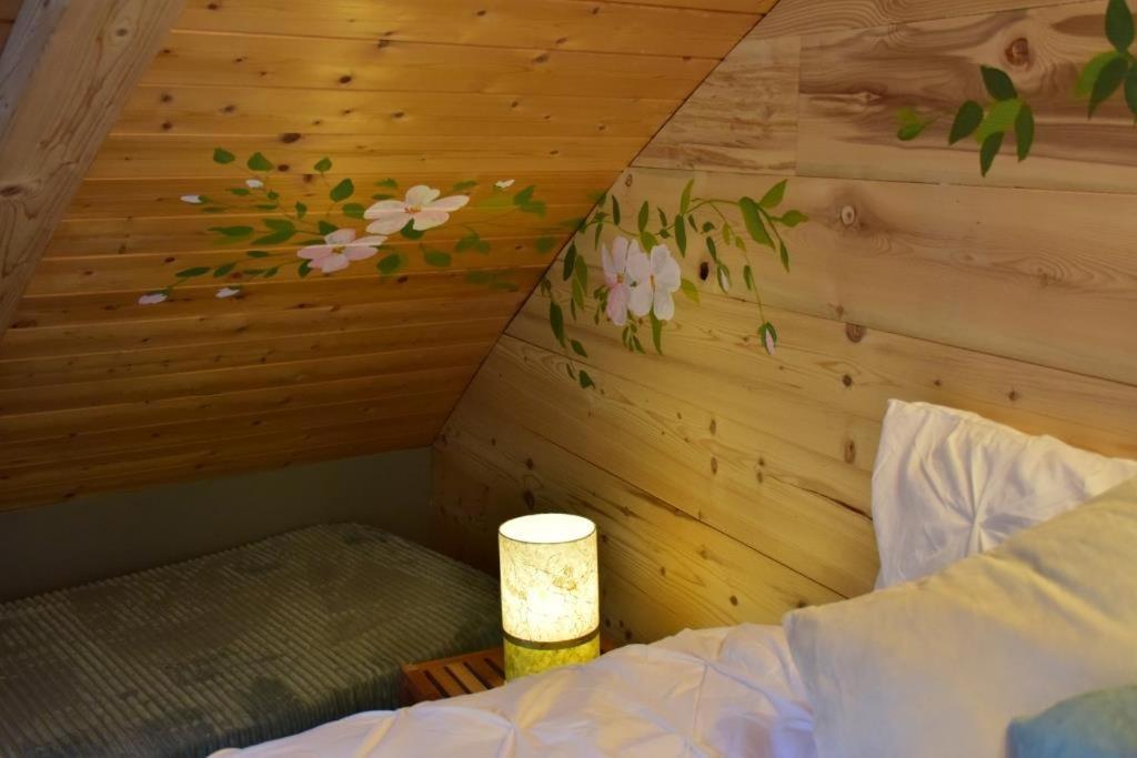 Au-Dela Des Nuages, Maison D'Hotes Insolite & Spa Aubessagne エクステリア 写真