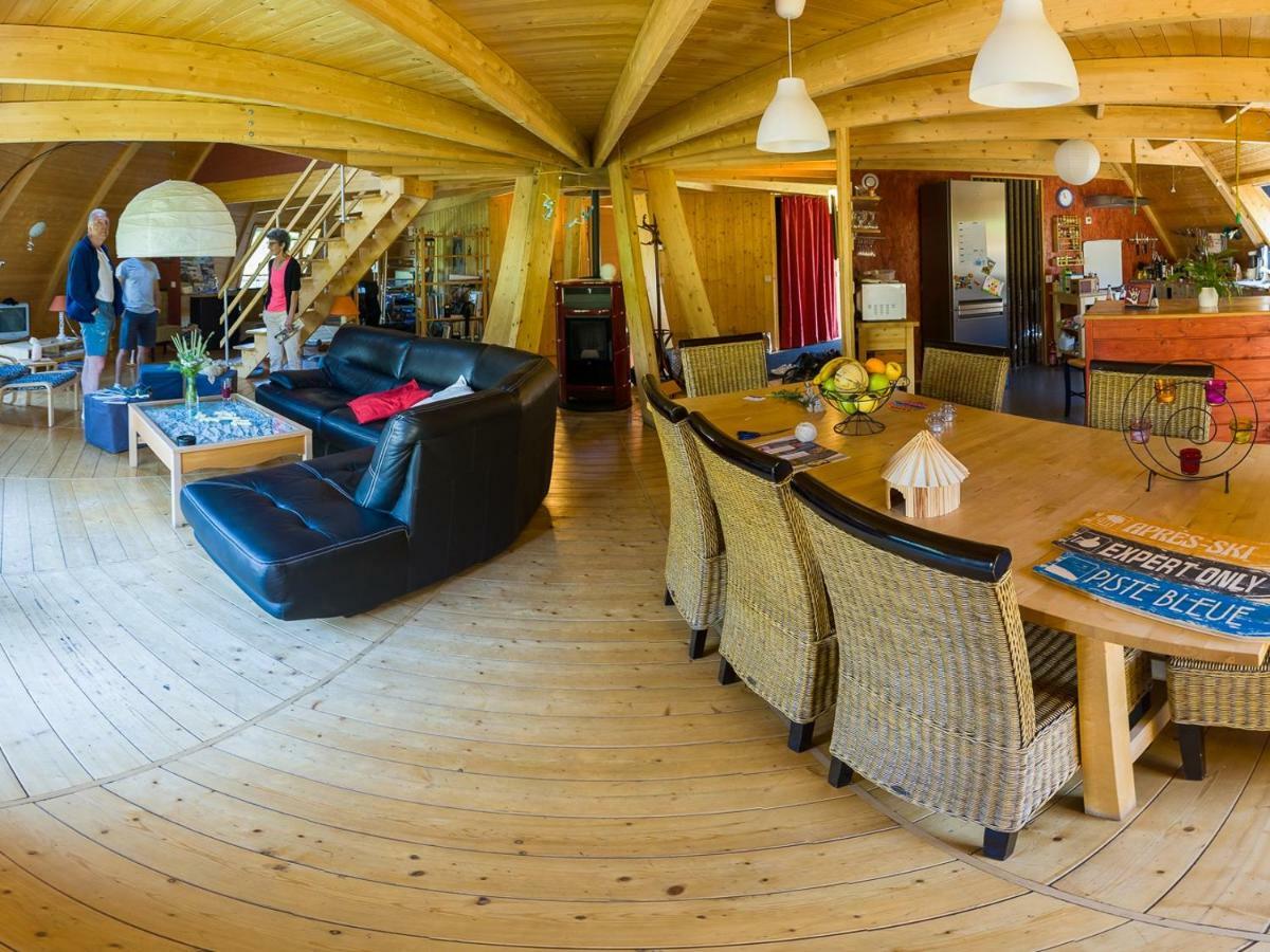 Au-Dela Des Nuages, Maison D'Hotes Insolite & Spa Aubessagne エクステリア 写真