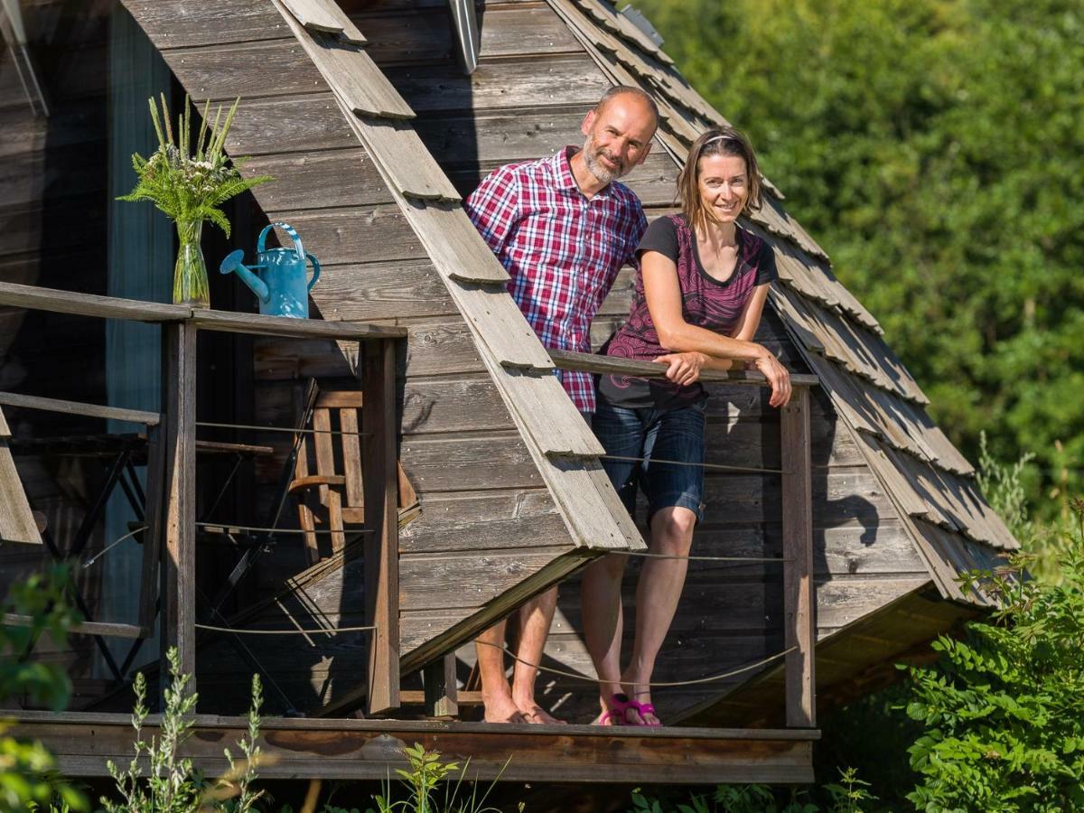 Au-Dela Des Nuages, Maison D'Hotes Insolite & Spa Aubessagne エクステリア 写真